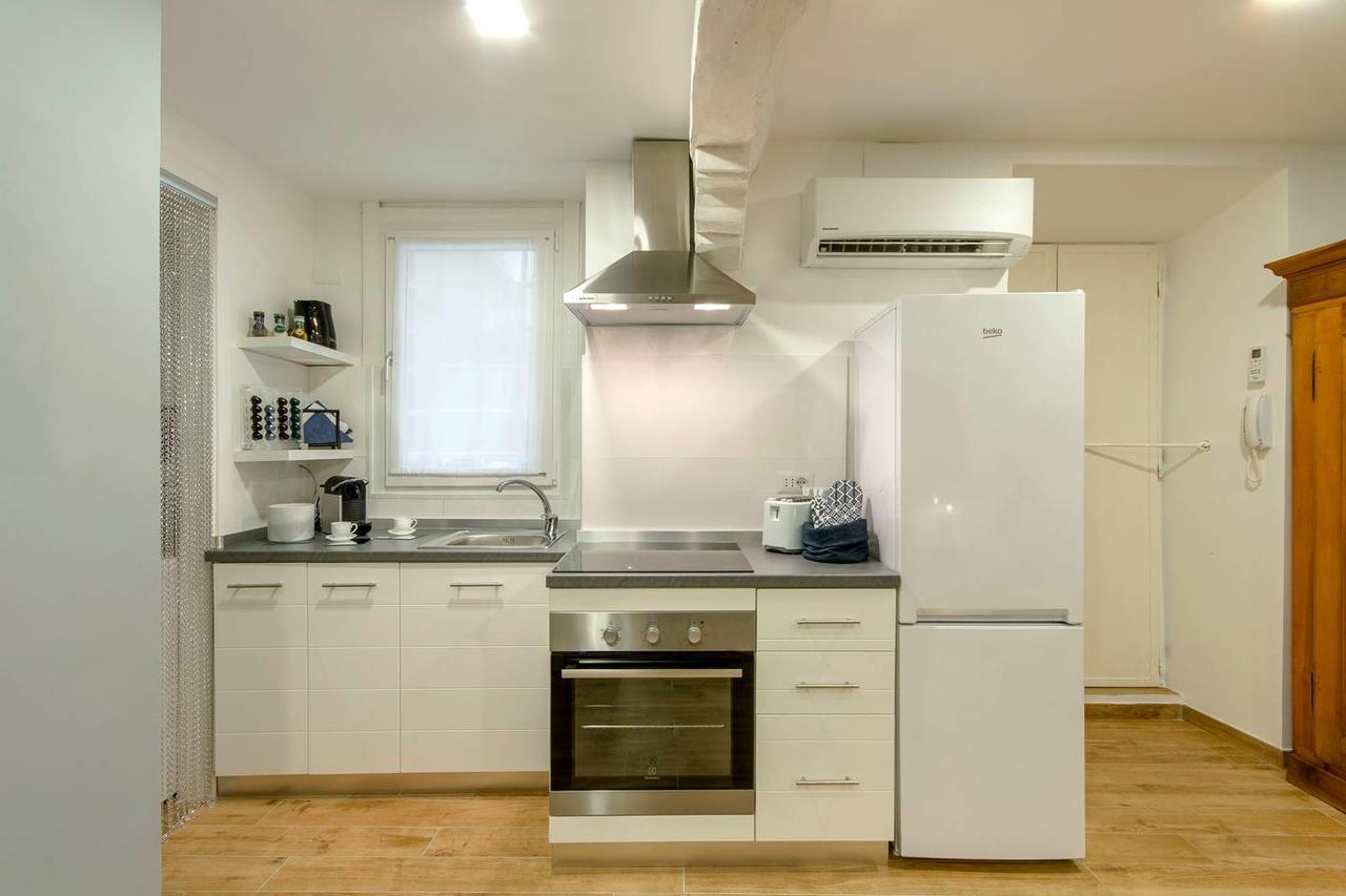 Brand New! Luxurious Apartment In Heart Of 밀라노 외부 사진